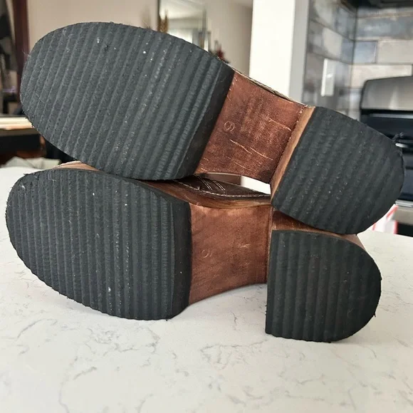 Vintage Y2K Candie’s Leather Platform Chunky Wooden Heel Sandals - Picture 7 of 13